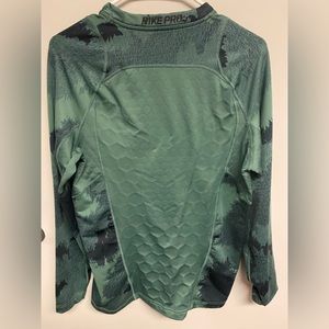 Nike fleece lined top